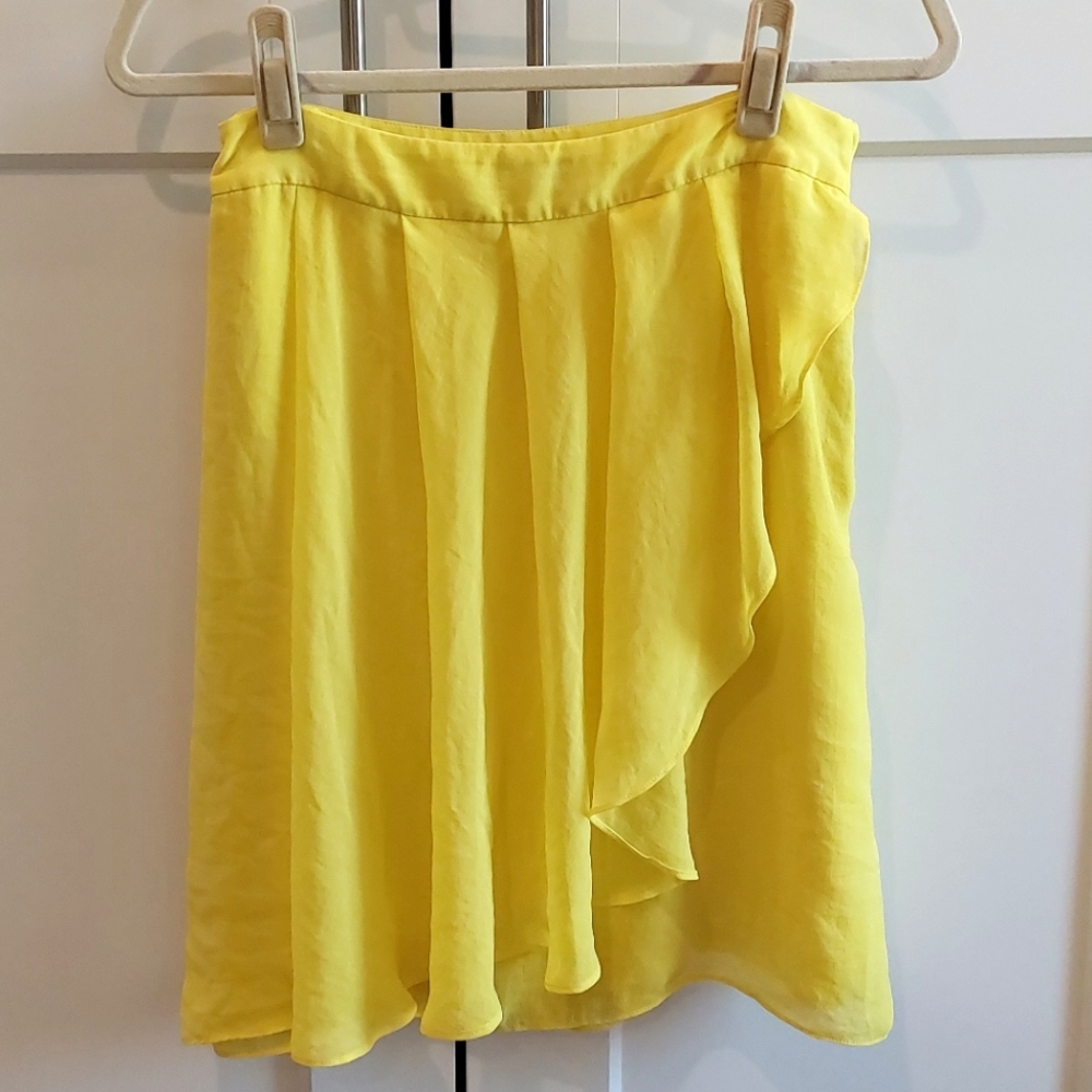 H&M Lined Ruffle Yellow Skirt